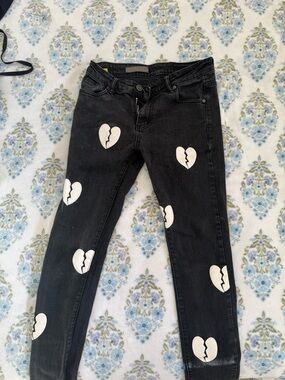 Pheelings Broken Heart Jeans